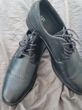 J Ferrar Men's Black Lace-Up Derby Dress Shoes